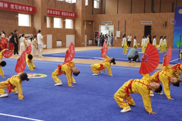 辉煌优配 “精武少年”切磋武艺，延庆学子绿茵争锋…… | 一周校园新鲜事